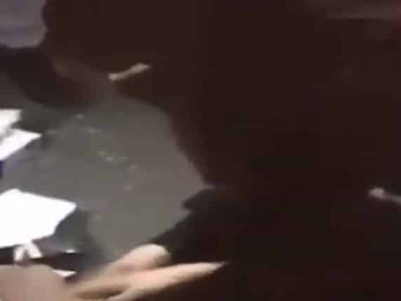 اضغط لمشاهدة الفيديو: مريم ووفاء تنقذان شابًا ابتلع لسانه نتيجة حادث في حائل